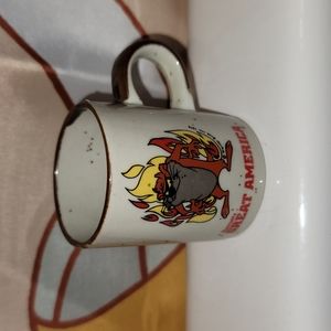Great America Marriotts clay shot glass w handle 2.5in tall Tasmania Devil 1978